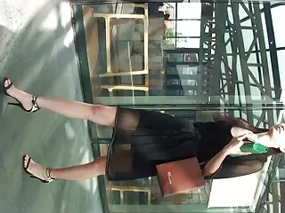 Hung TS Yasmin Dornelles- ը վերադառնում է իր դեբիլին մեծ դիլդոյի և ձեռնաշարժությունների հետ